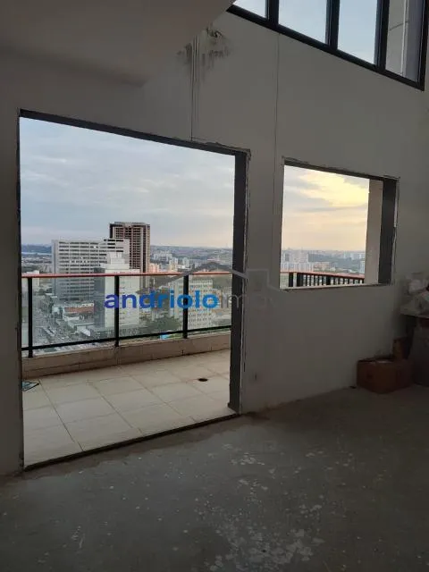 Cobertura com Pé Direito Duplo à Venda - 76m² no Alto da Boa Vista