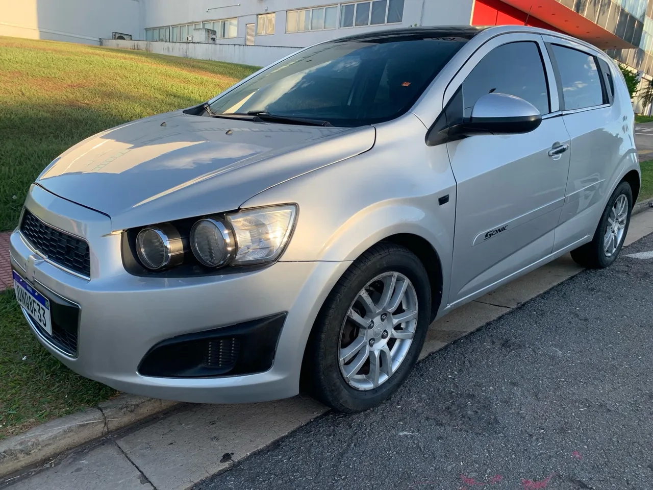 Chevrolet Sonic LTZ automático couro multimídia mod. 2014