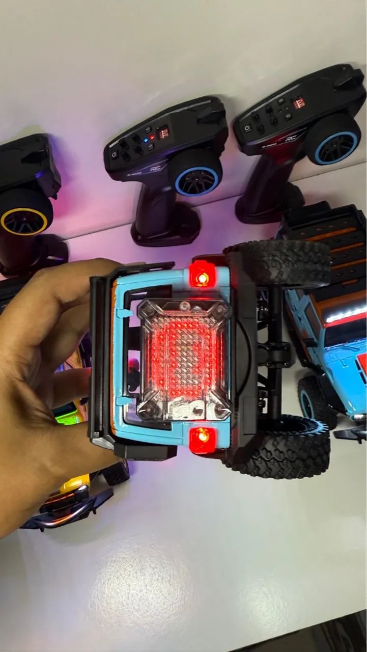 Jeep 4x4 de controle remoto 64276693184643125