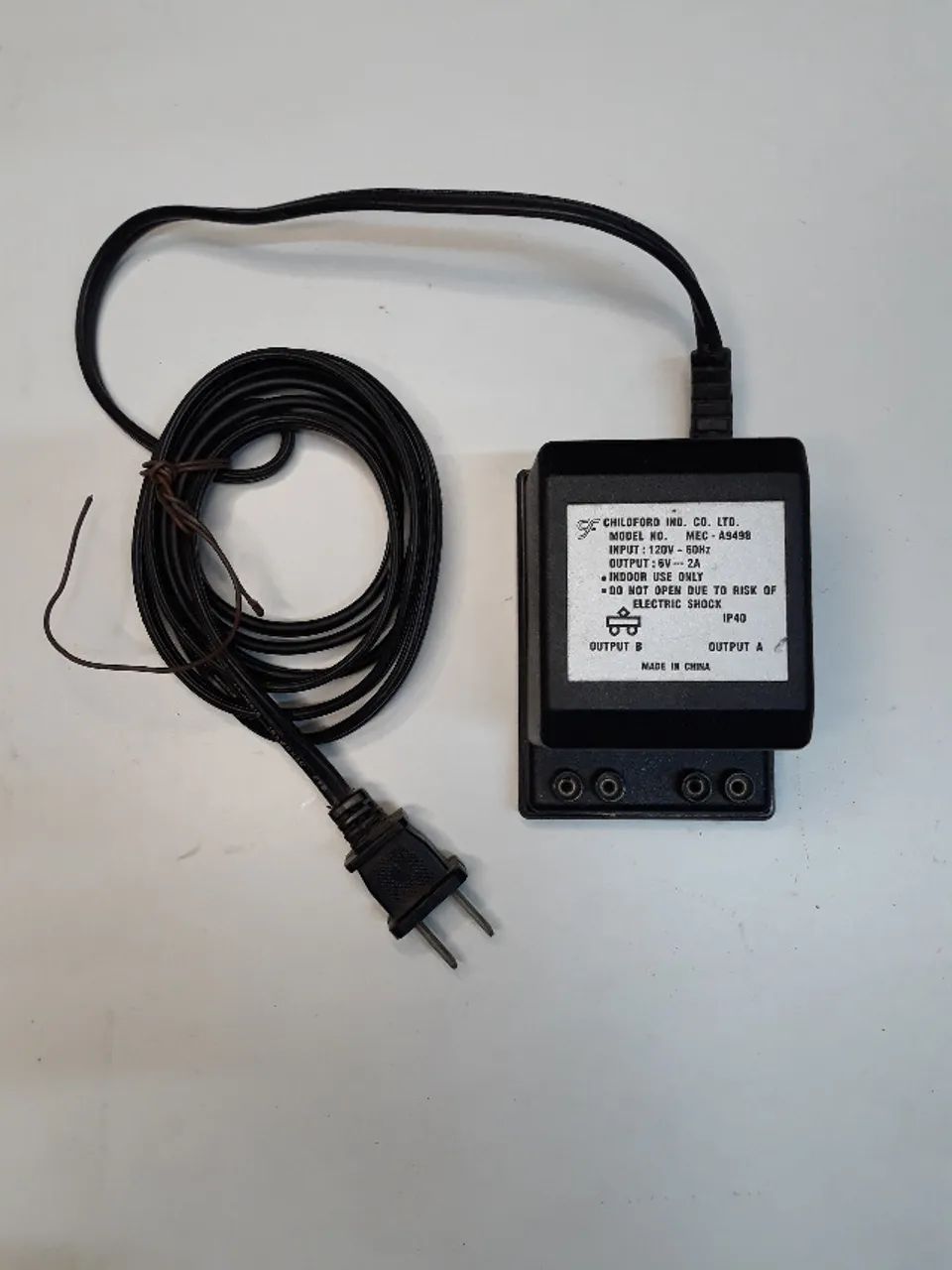 Fonte childford mec A-9498 6v 2a ip40 - Foto 3
