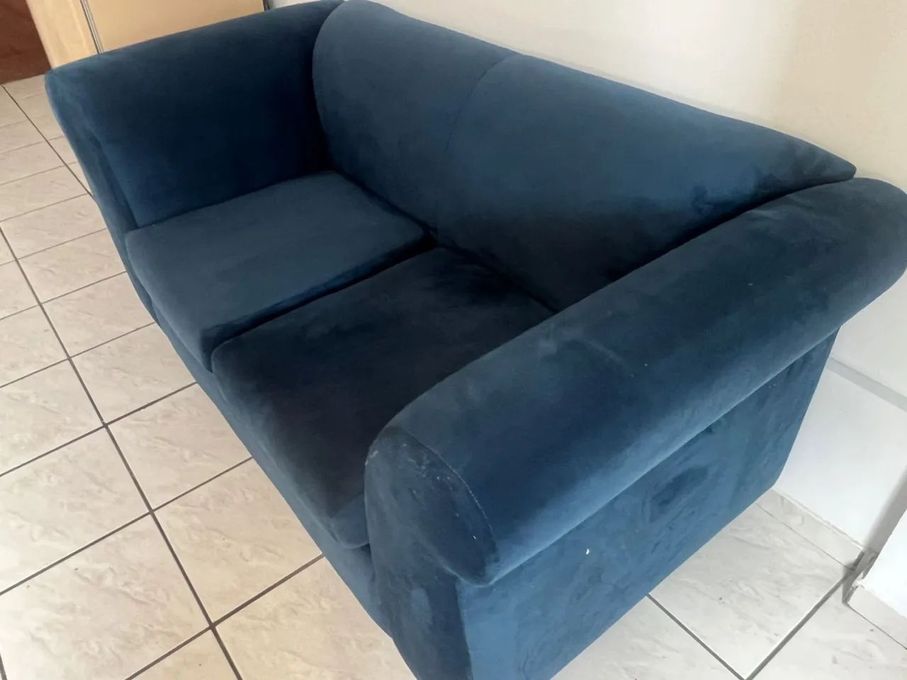 SOFÁ NOVO FEITO COM MADEIRA BOA65562846693762122