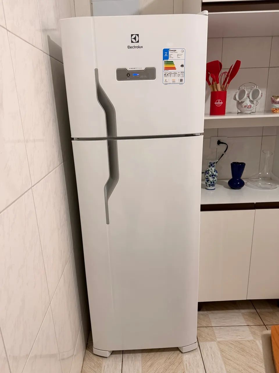 Geladeira 4 meses de uso 310L