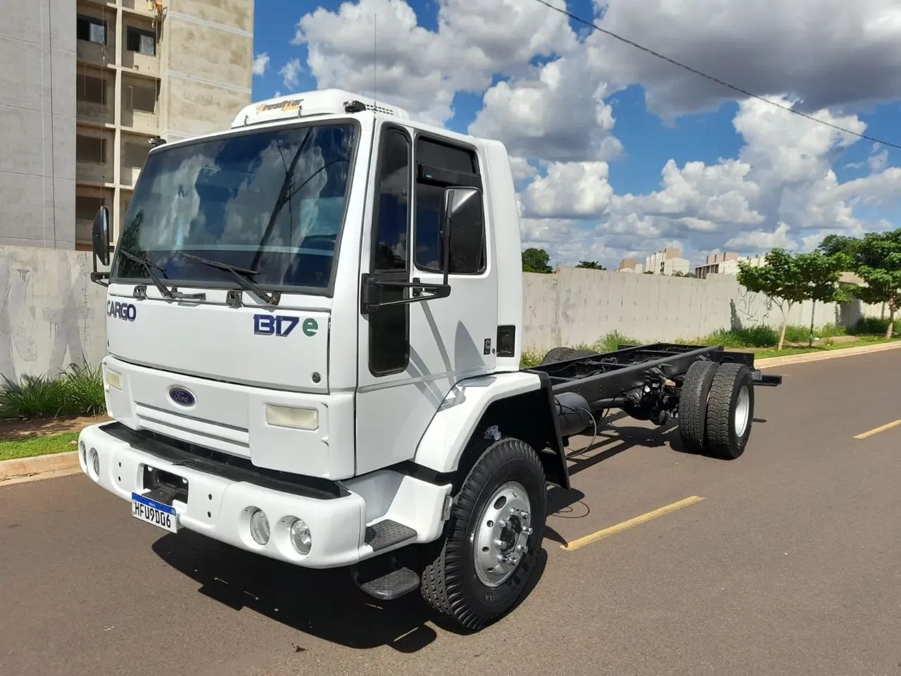 Ford Cargo 1317 4x2 toco  - Foto 3