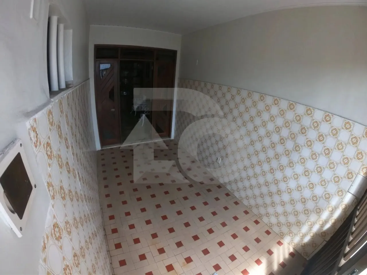 Casa no Bairro Siqueira Campos com 3 Quartos e 2 Vagas de Garagem.