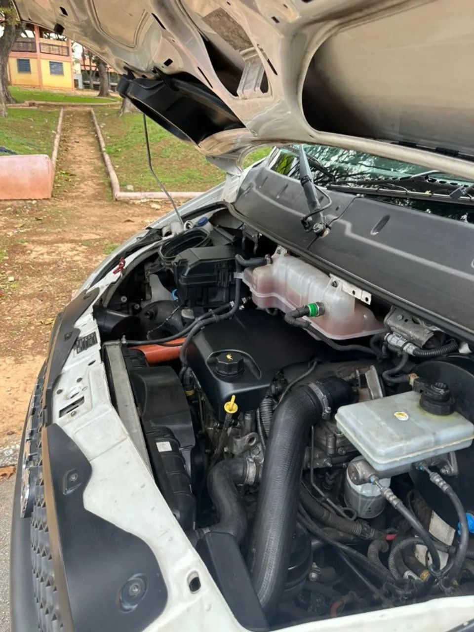 IVECO 35S14 BAÚ - CATEGORIA B |  2016/2017 - Foto 6