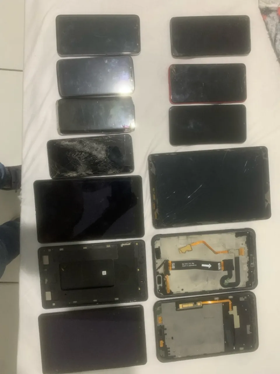Celulares e tablet para peças ou concerto