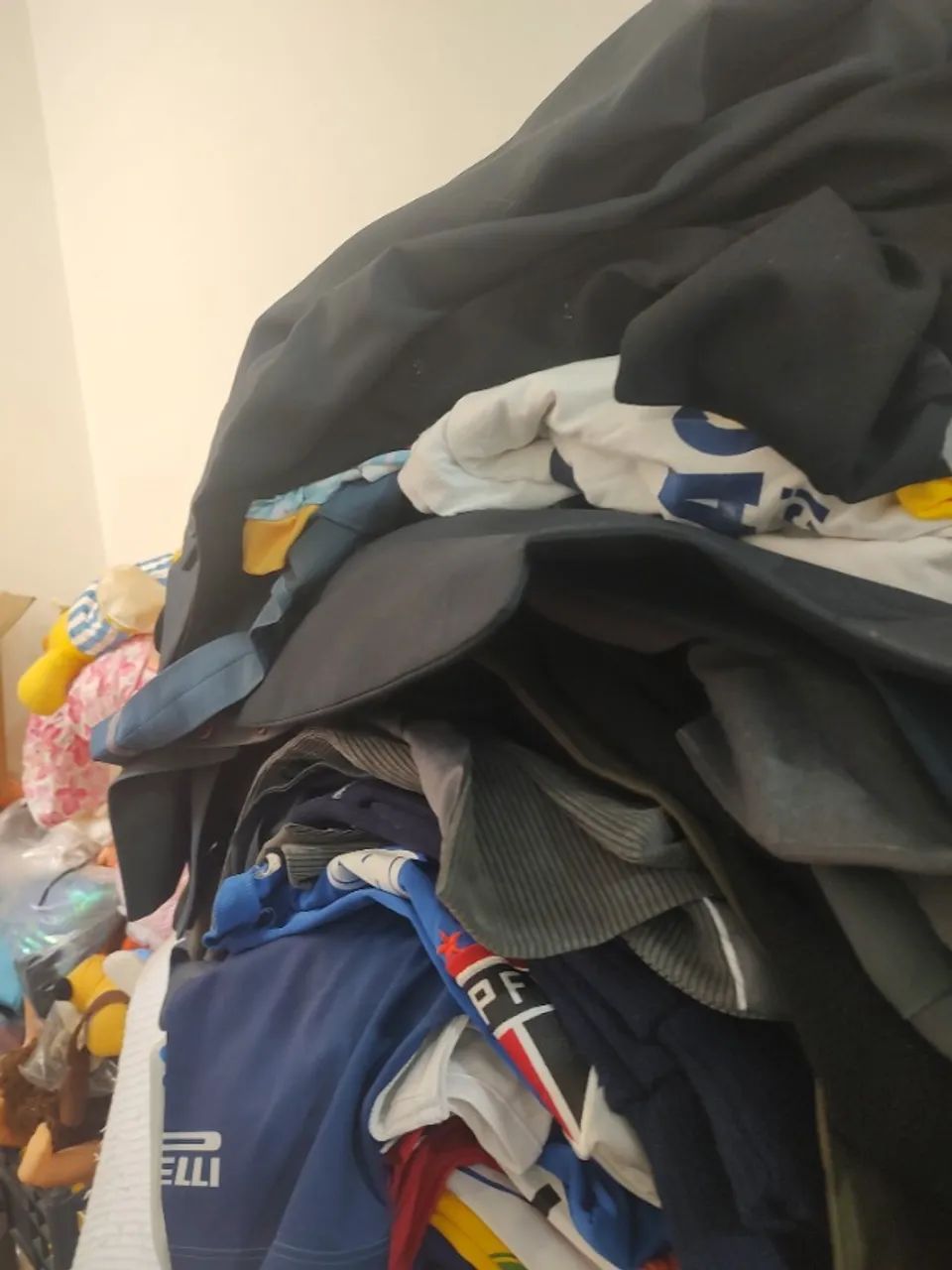 lote de roupas infantil variadas - Foto 2