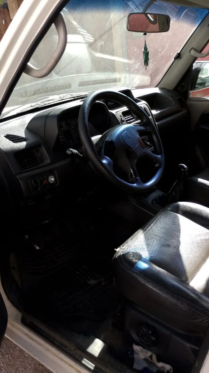 Mitsubishi Pajero TR4 2.0 Blind. 16V 131cv 4X4 Mec. 2005 - Foto 3