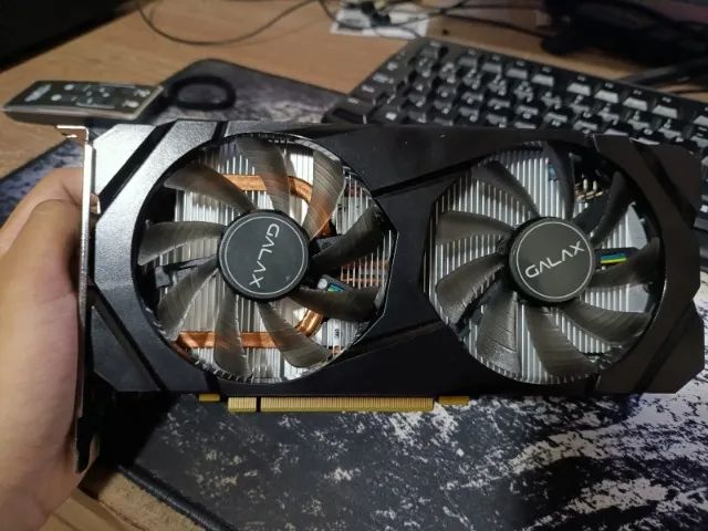 Placa de video Nvidia 1660 6gb GALAX