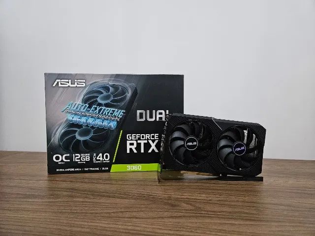 Placa de vídeo RTX 3060 OC Asus 12GB com Dual Fan e LED - Usada em Excelente Estado!