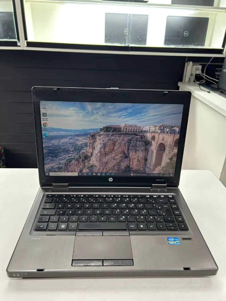 Notebook HP  -  Tela 14 polegadas
