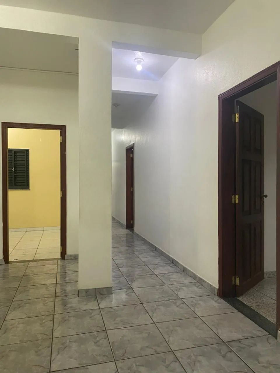 Aluga-se Casa 335 m2 - Empresa, Prefeitura Interior - Parque 10 - Foto 2