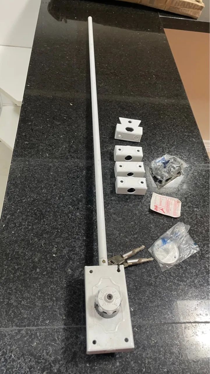 Tranca de porta nova64861352302978123