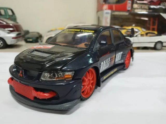 Miniatura Mitsubishi Evolution Viii 1/24 Kentoys #1j995 - Foto 4