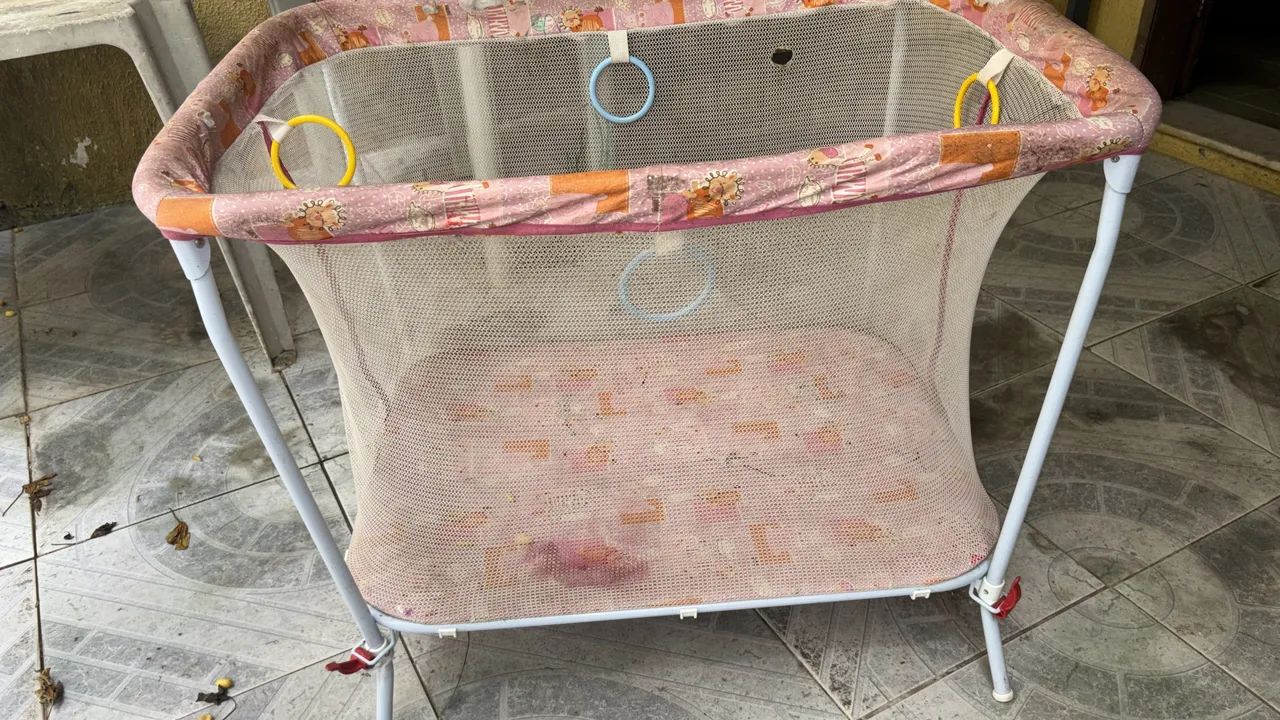 Cercado de bebê USADO  - Foto 3