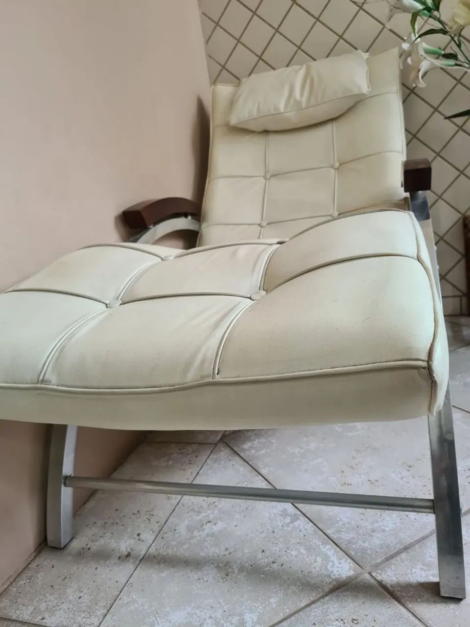 Sofá Chaise Longue Branco - Foto 3