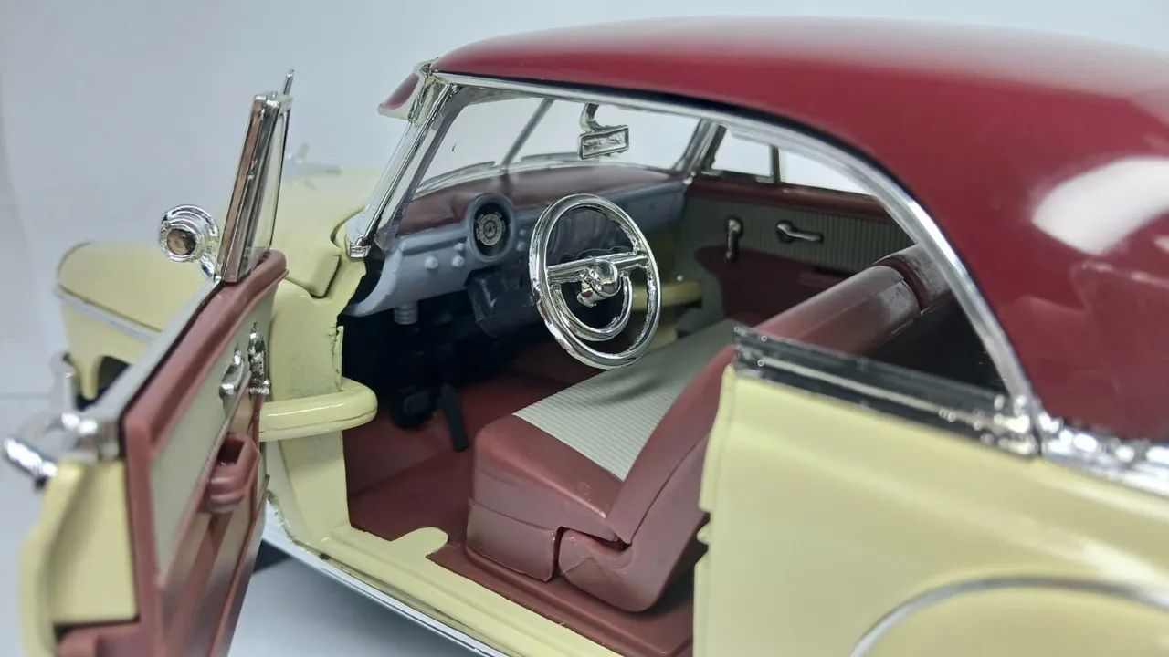 Miniatura Chevrolet BelAir 1950 1/18 - Foto 5