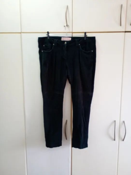 Calça Preta veludo cotelê C&A