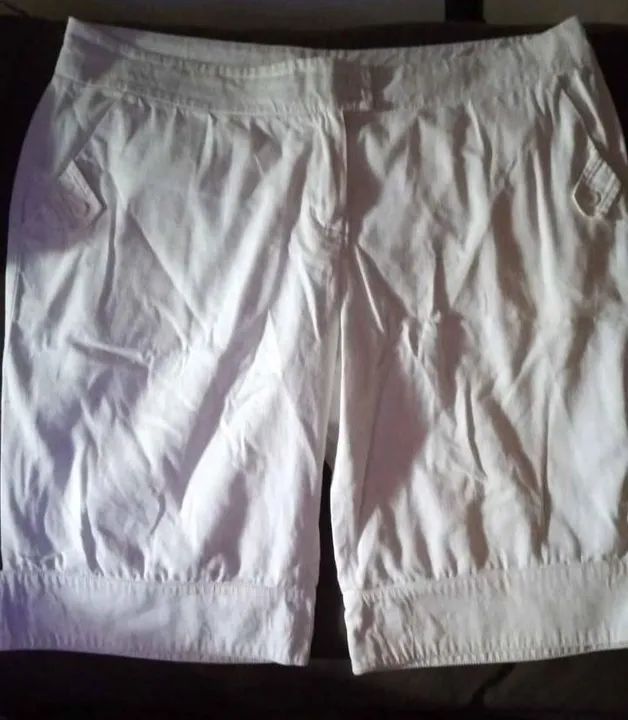 Short Branco Barreds 44