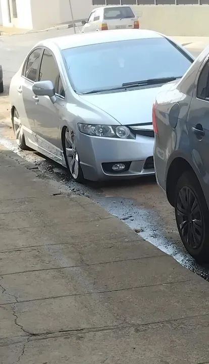 Vendo rodas aro 18 da lancer 5×114 serve em honda civic  - Foto 5