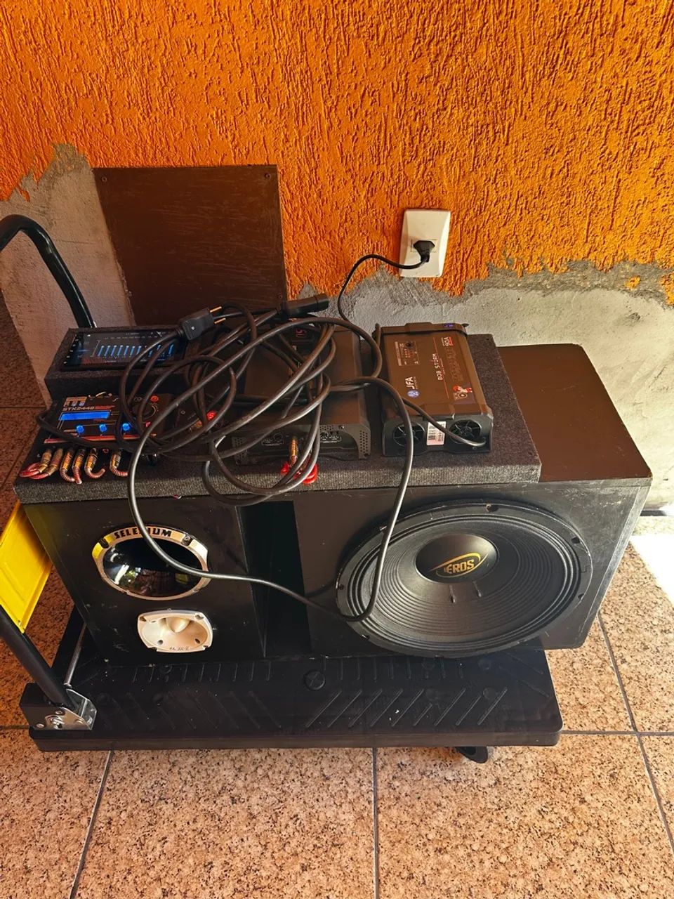 Caixa trio 