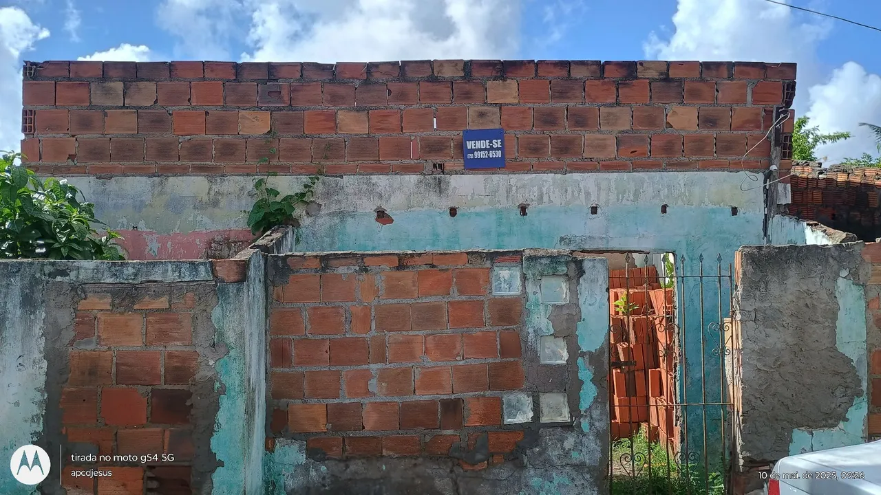 Vende-se um terreno na rua espírito santo