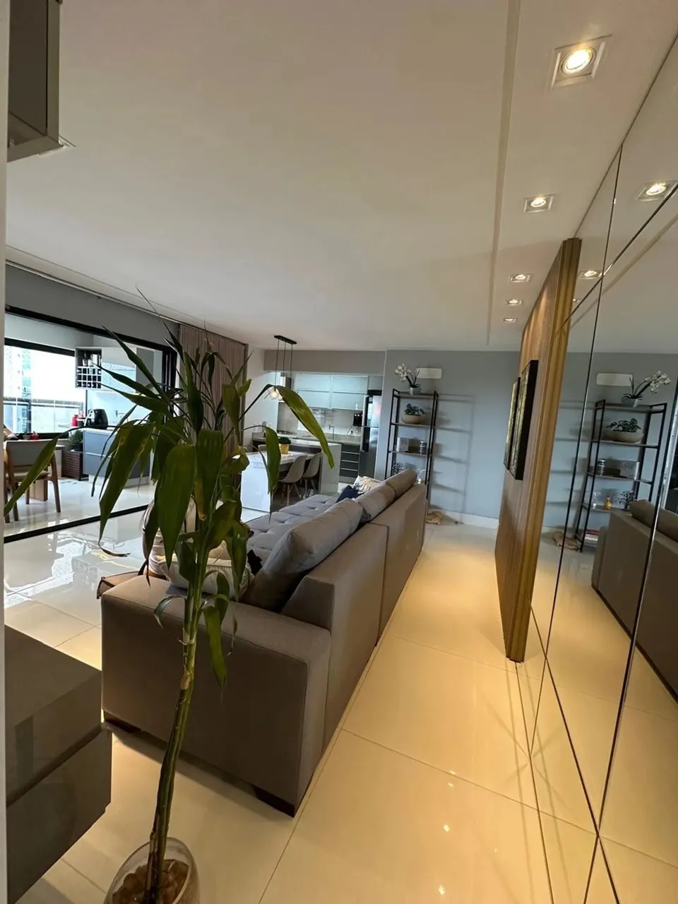 Alugo Excelente apartamento no Ibirapuera