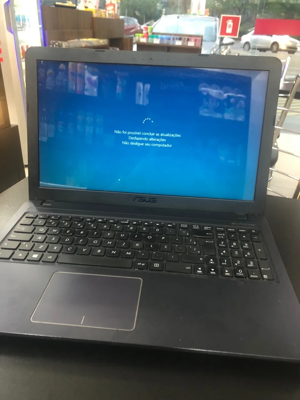 Notebook ASUS - Ideal para uso diário