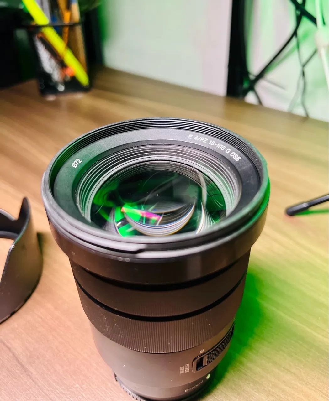 Lente Sony E 18-105mm f/4 G OSS
