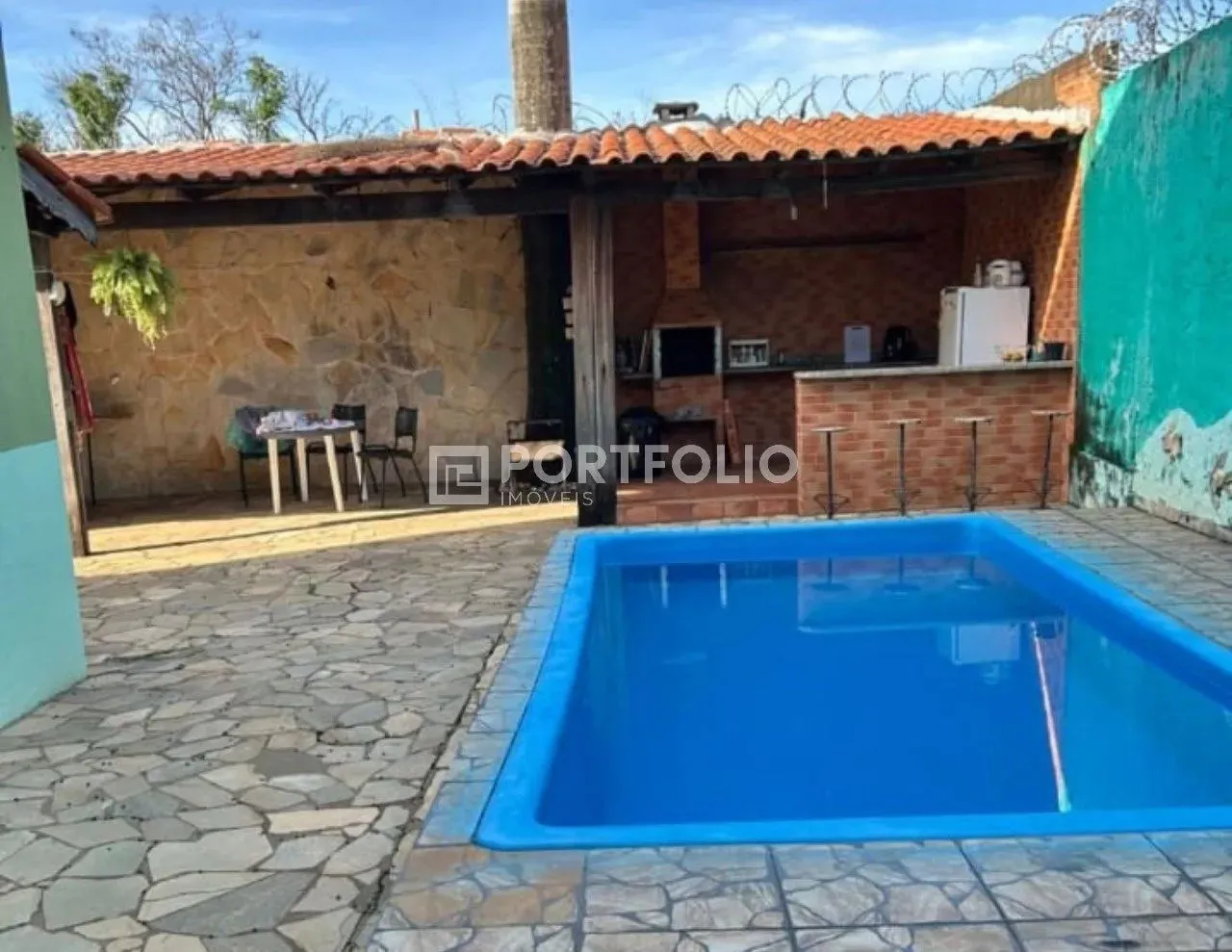 Sobrado de 3 quartos à venda, 217 m² por R$ 410.000,00 - Vila Alto da Glória - Goiânia/GO