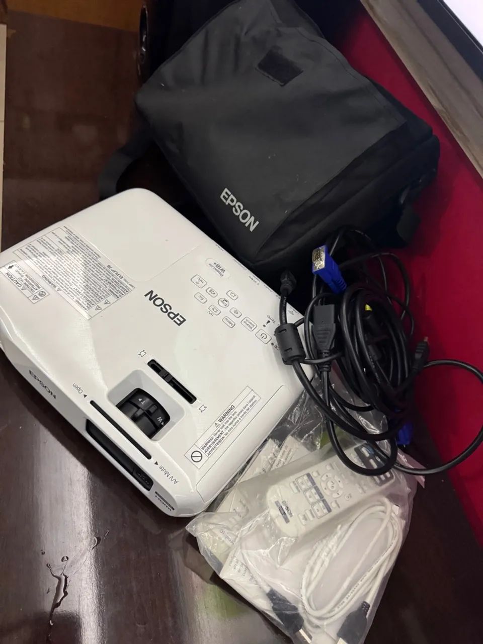 PROJETOR EPSON H550A  - Foto 2