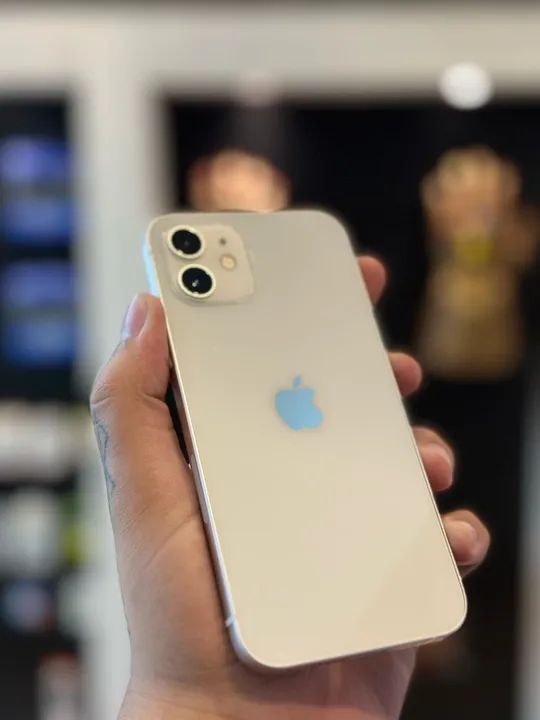 IPhone 12 em boas condições com garantia  - Foto 3