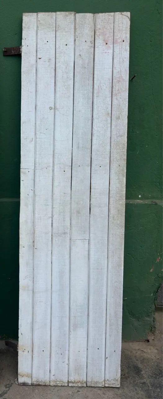 Porta de madeira 60x2,10