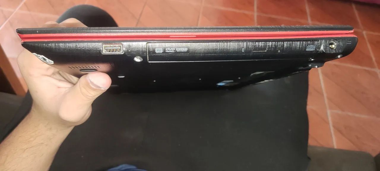 Notebook Acer Vermelho - Foto 3