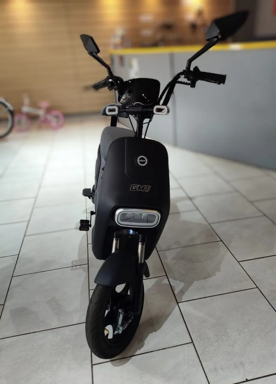 Bicicleta/ scooter elétrica