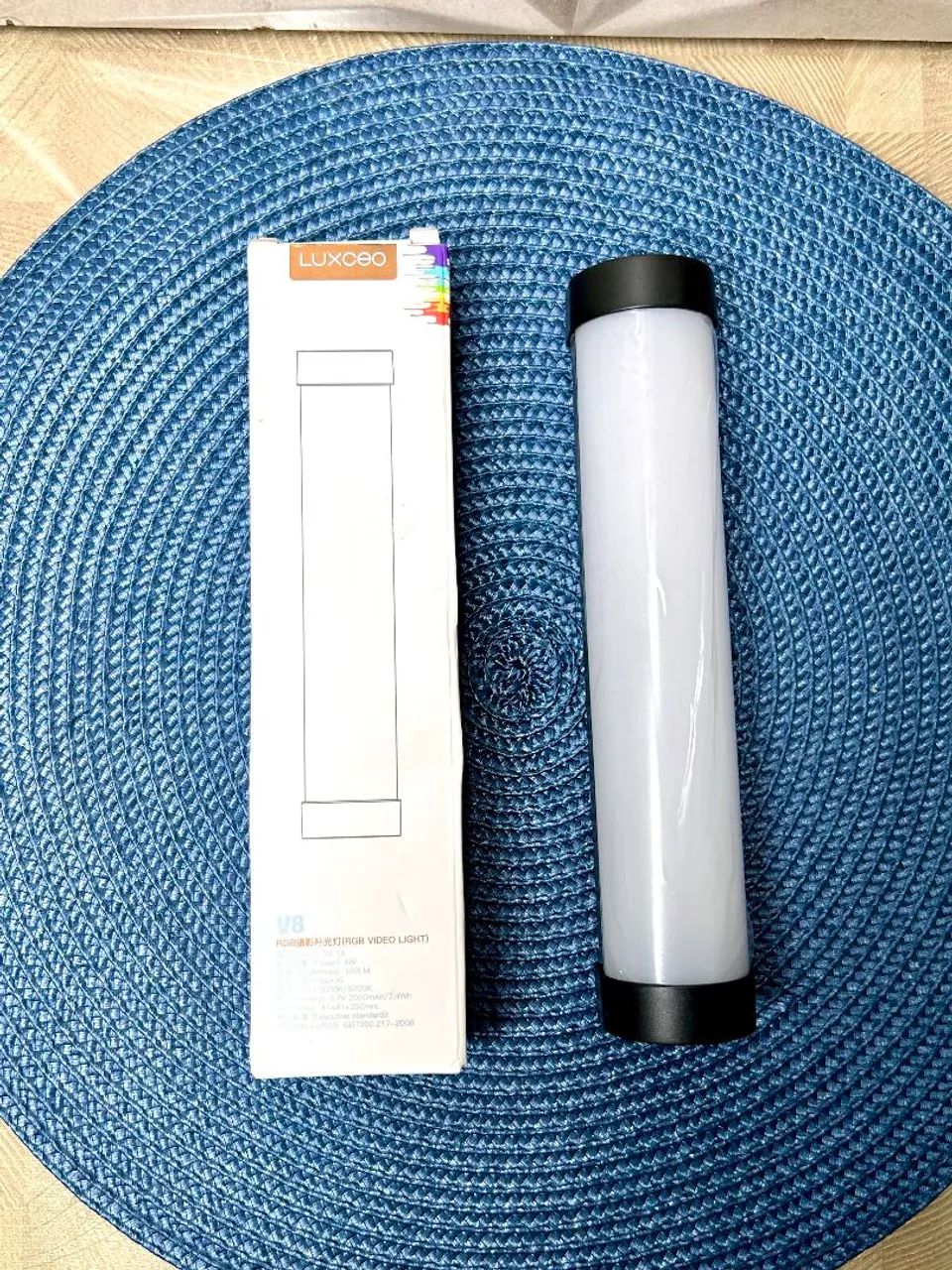 Varinha de Luz Portátil LED Luxceo V8 RGB
