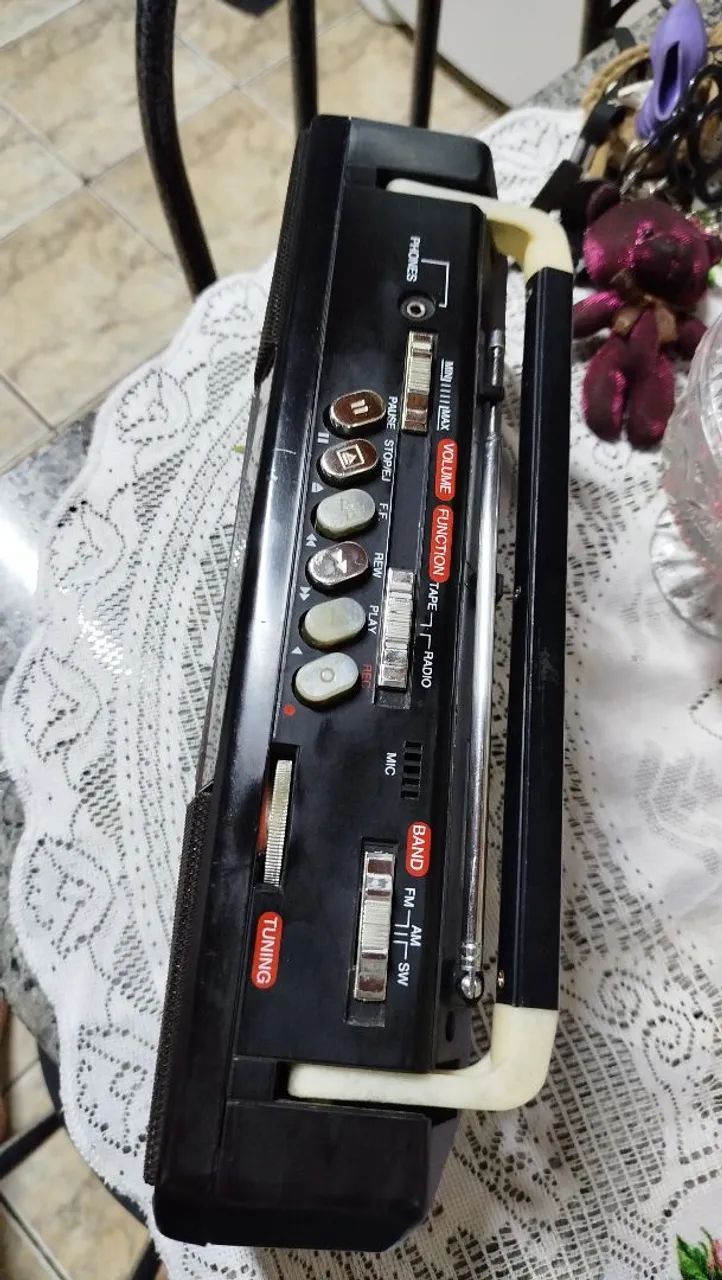 Rádio Gravador Cassete Silver - Foto 2