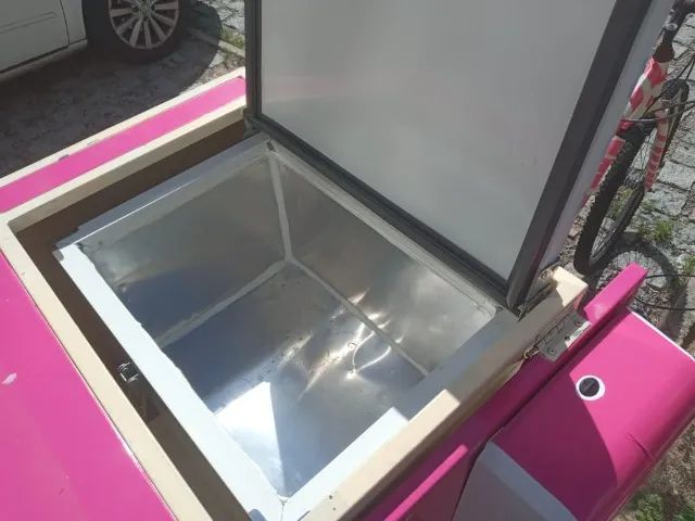 FOOD BIKE COM VITRINE E CAIXA TÉRMICA 30 LITROS + PIA E TORNEIRA(AUTOMÁTICA) - Foto 5