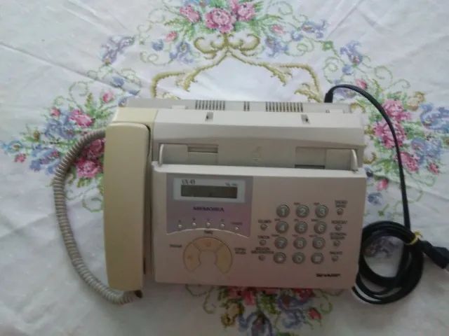 Aparelho de fax e também telefone Sharp Aparelho de fax e também telefone Sharp de 2004. - Foto 3