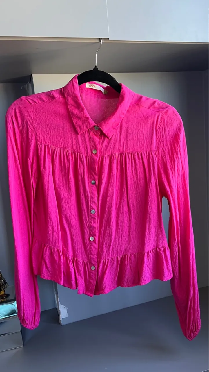 Camisa de botões rosa marca Pool
