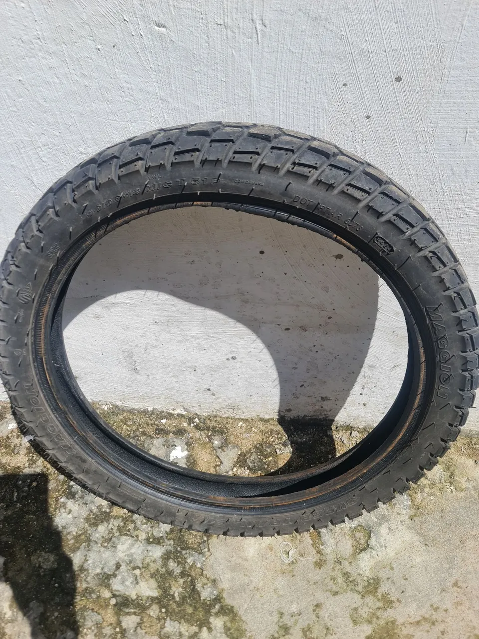 Pneu 90 90 18, traseiro fan start