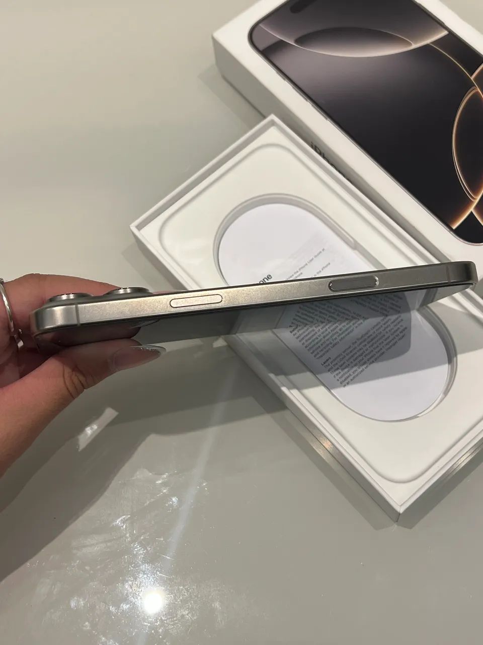 IPHONE 16 PRO MAX 256 94% BATERIA - Celulares e Smartphones