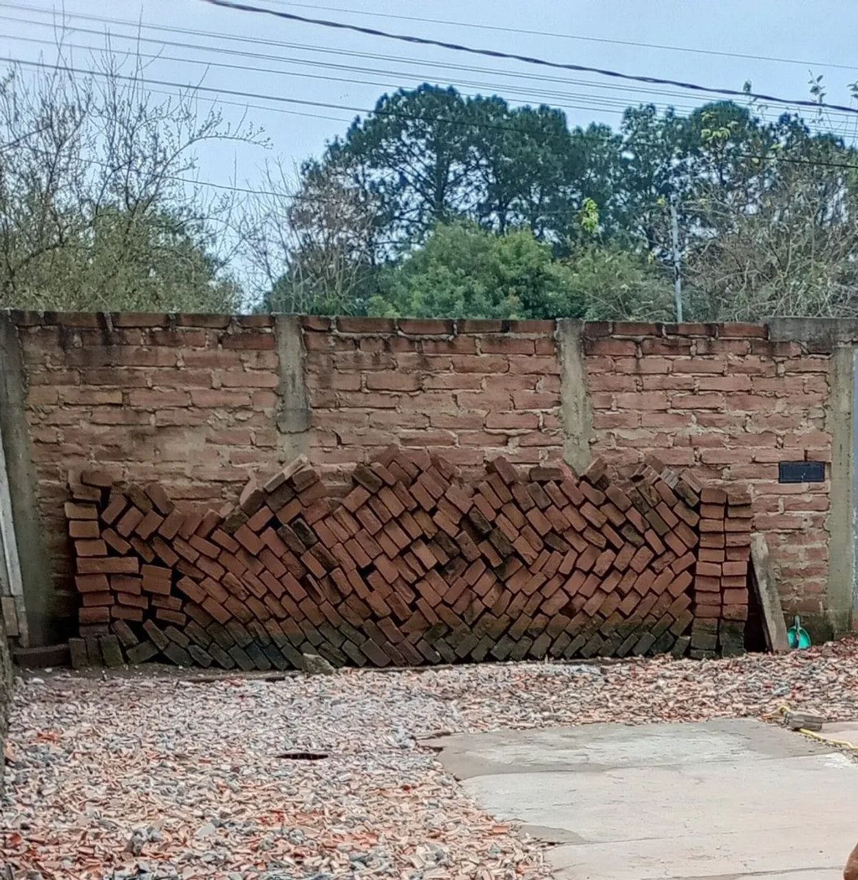Pedra gress grossa
