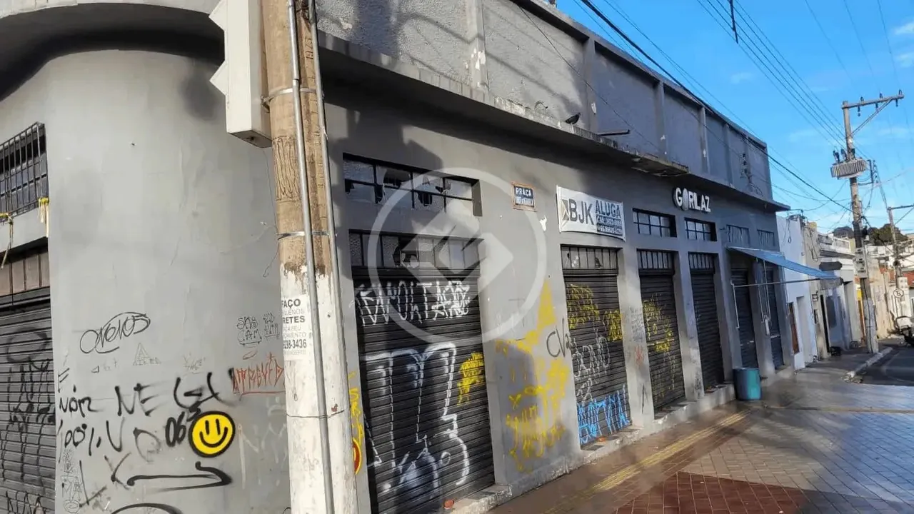 Salão comercial - Galpão no centro de Cuiabá com 800m2, codigo: 31735