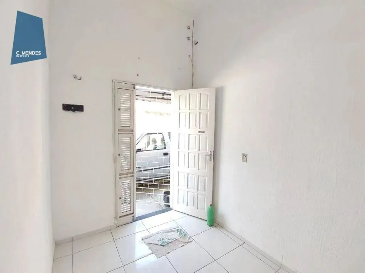 Casa com 1 dormitório para alugar, 37 m² por R$ 450,00/mês - Jangurussu - Fortaleza/CE