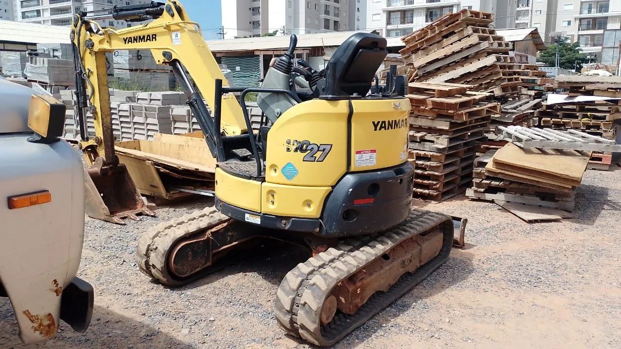 Miniexcavatora Yanmar Vio 27 - Usada