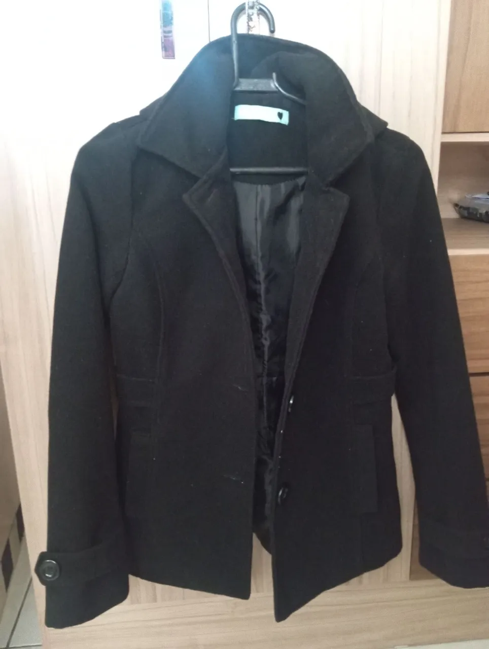 Casaco de lã preto elegante