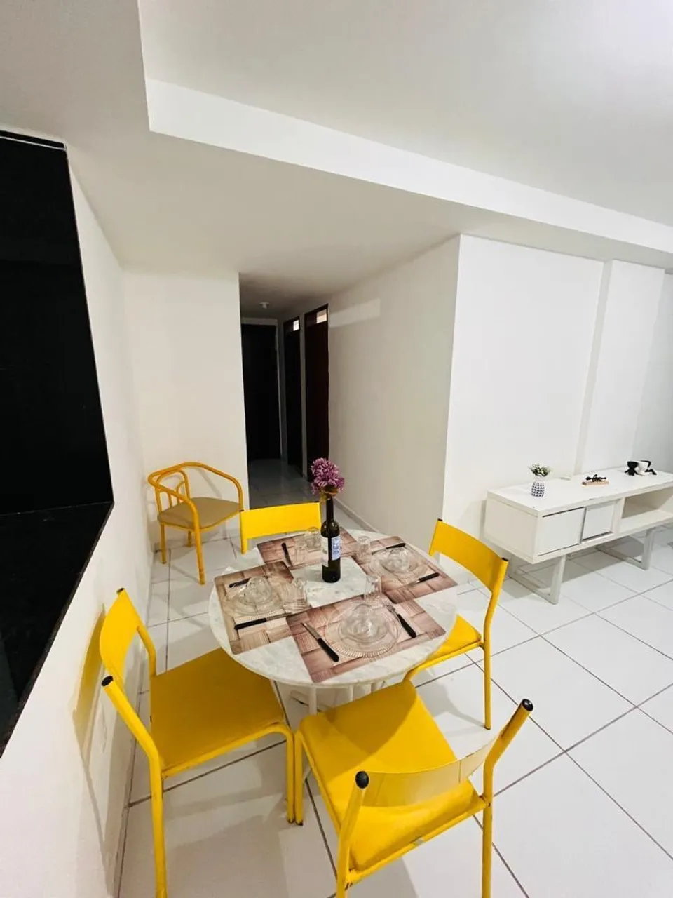apartamento 3 quantos, garagem coberta, ótimo local, com condomínio!