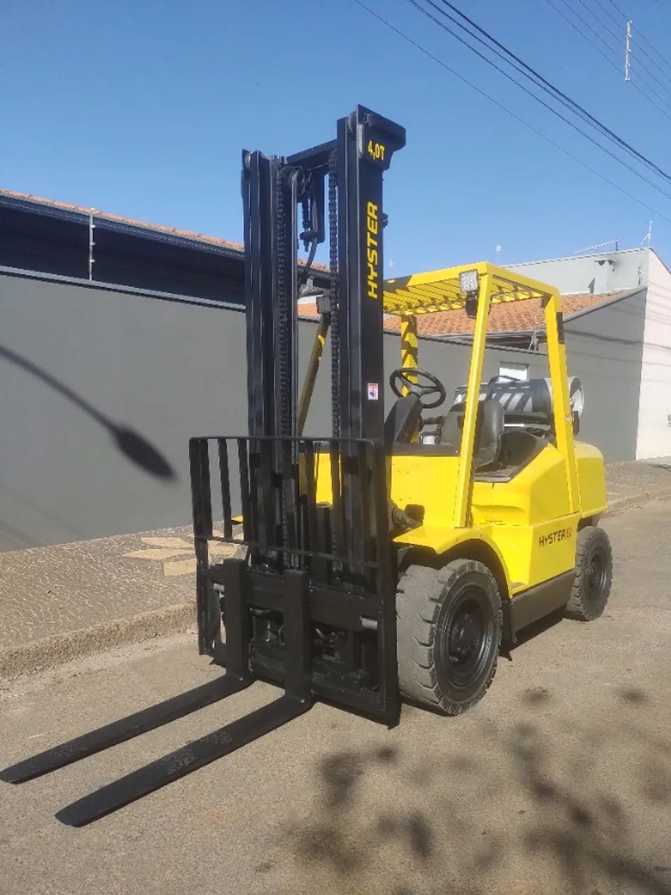 Empilhadeira Hyster 4,0T * Automática com deslocador * 80 Xm - 4 toneladas  - Foto 3