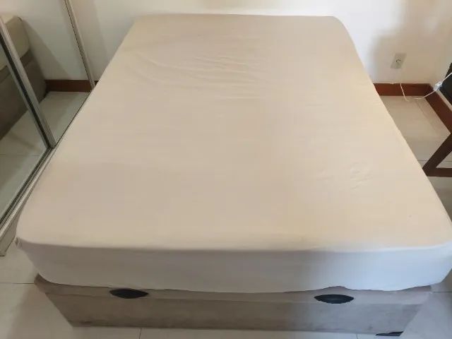 Cama de casal + colchao